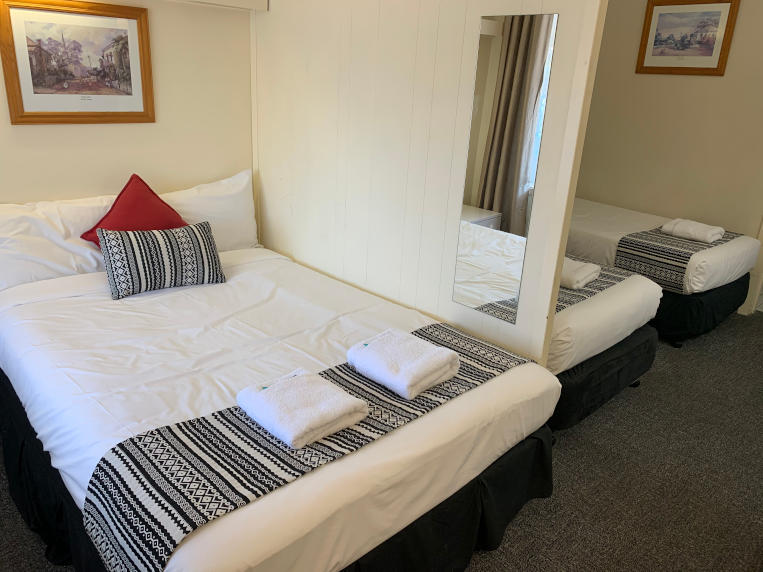 Triple Room